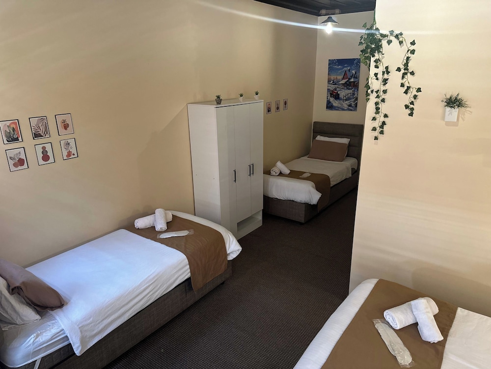 Guner Hotel 18/42