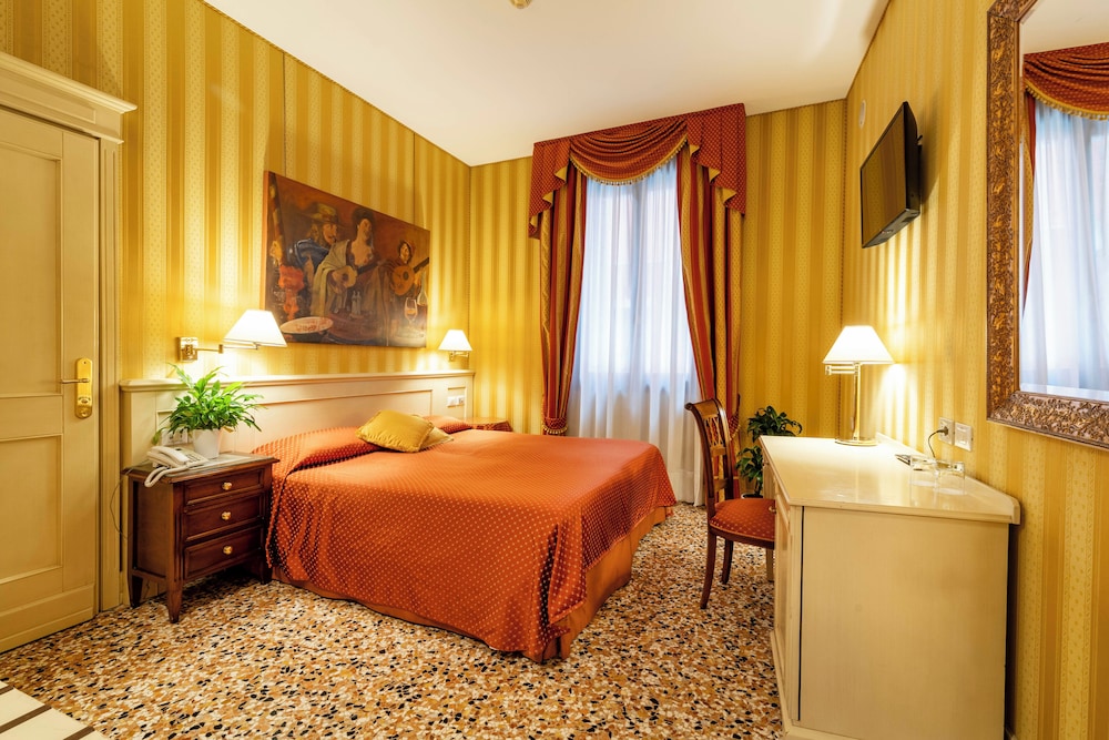 Bella Venezia 27/66
