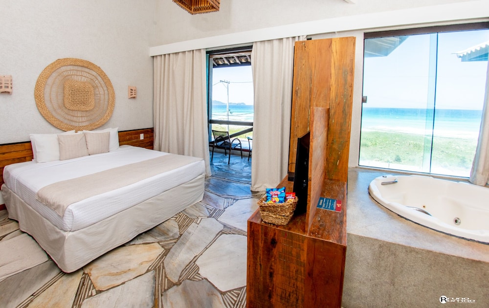 Pier Beach Hotel 15/68
