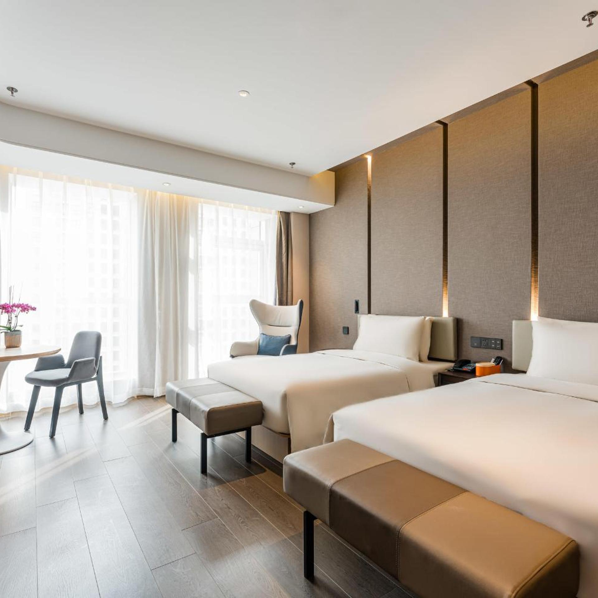 Atour Hotel (Xuzhou Yunlong CBD) 11/26