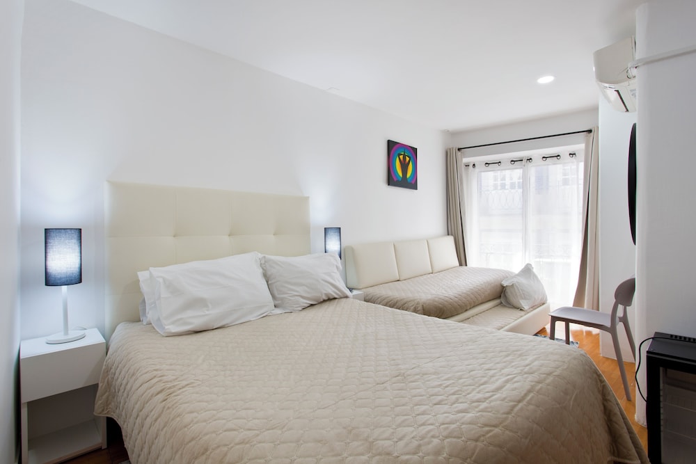 ROOM, QUADRUPLE, 4 BEDS, PRIVATE BATHROOM