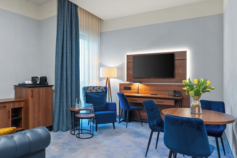 Hotel Diament Plaza Katowice 66/74