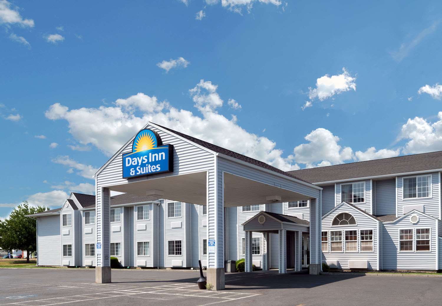 Days Inn & Suites By Wyndham Spokane Airport Airway Heights 37/41