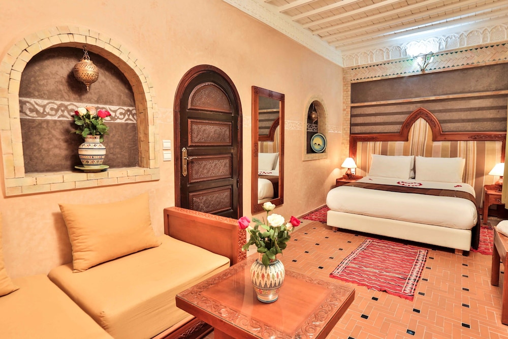 Riad Nakhla 3/62