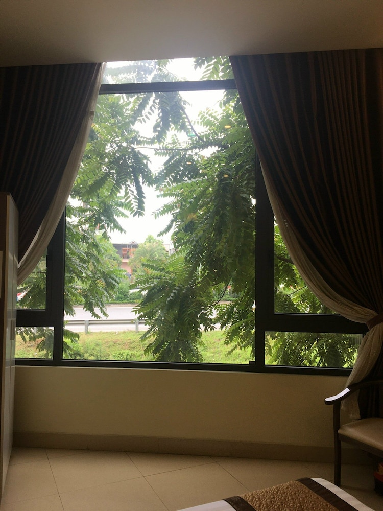 Anova 2 Hotel 31/33