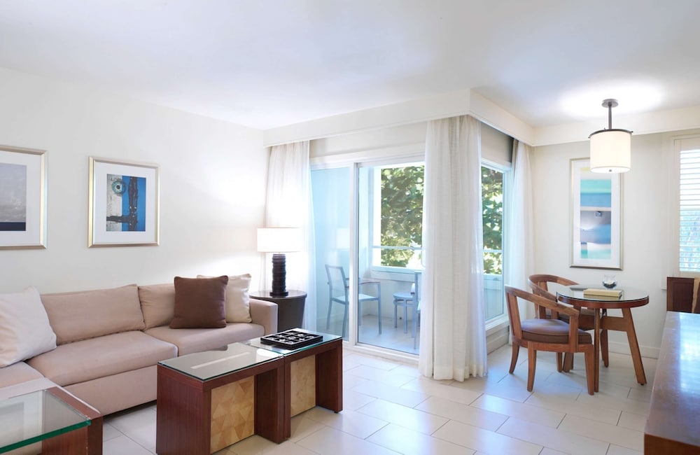 Casa Marina Key West, Curio Collection by Hilton 32/70