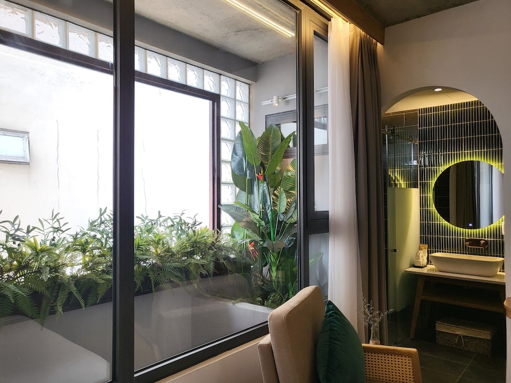 The Leaf Boutique Hotel 25/50