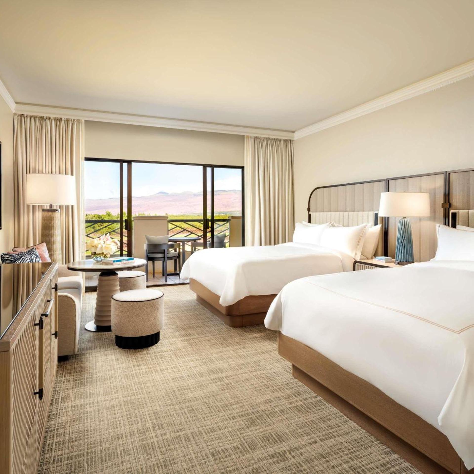 Fairmont Gold, Premium, Queen Bed, Ocean View