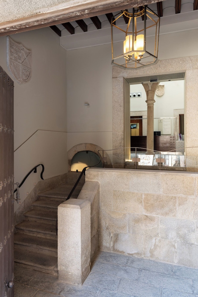 Parador De Caceres 9/63