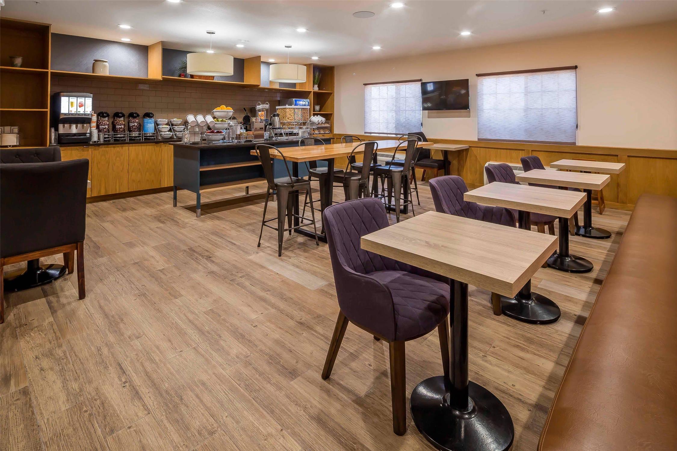 Comfort Suites El Paso Airport 13/19