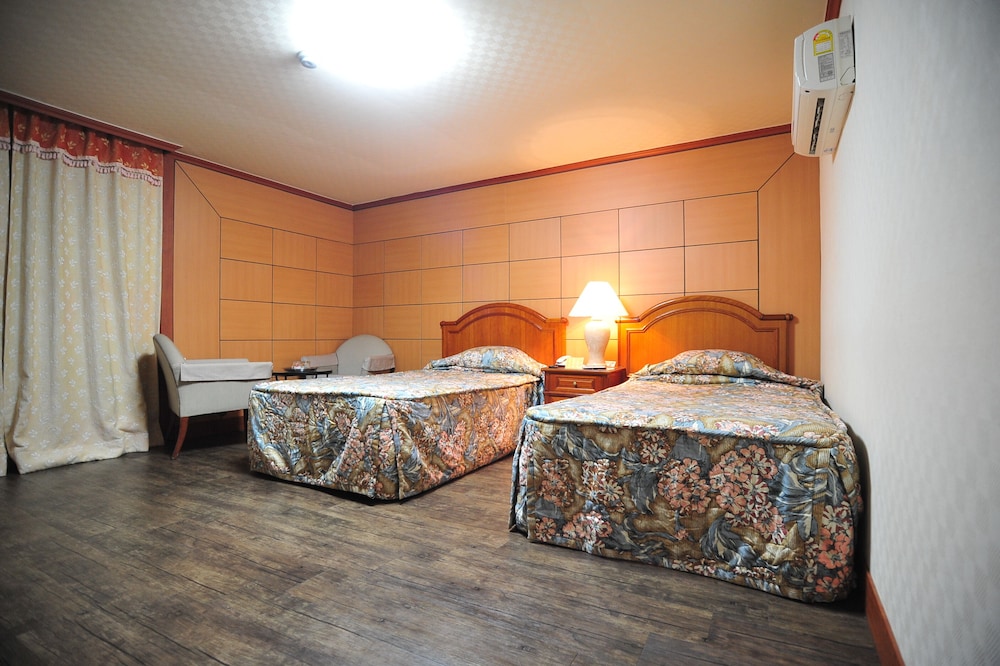 Kyungha Spa Hotel 21/56