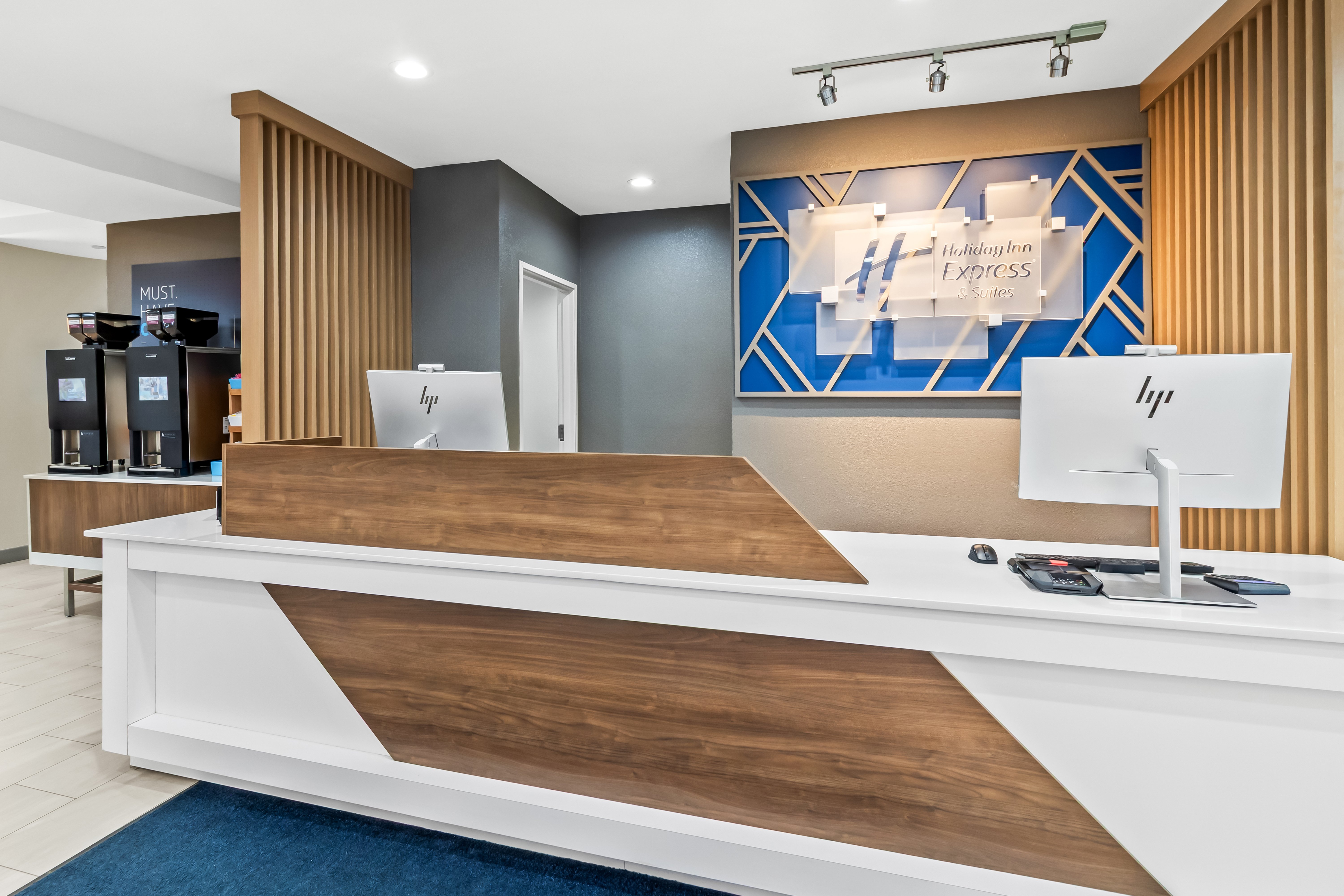 Holiday Inn Express & Suites Hebron - Cincinnati Airport by IHG 5/45