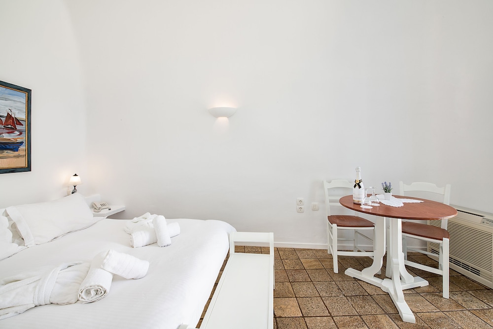 Pantelia Suites Santorini 25/71