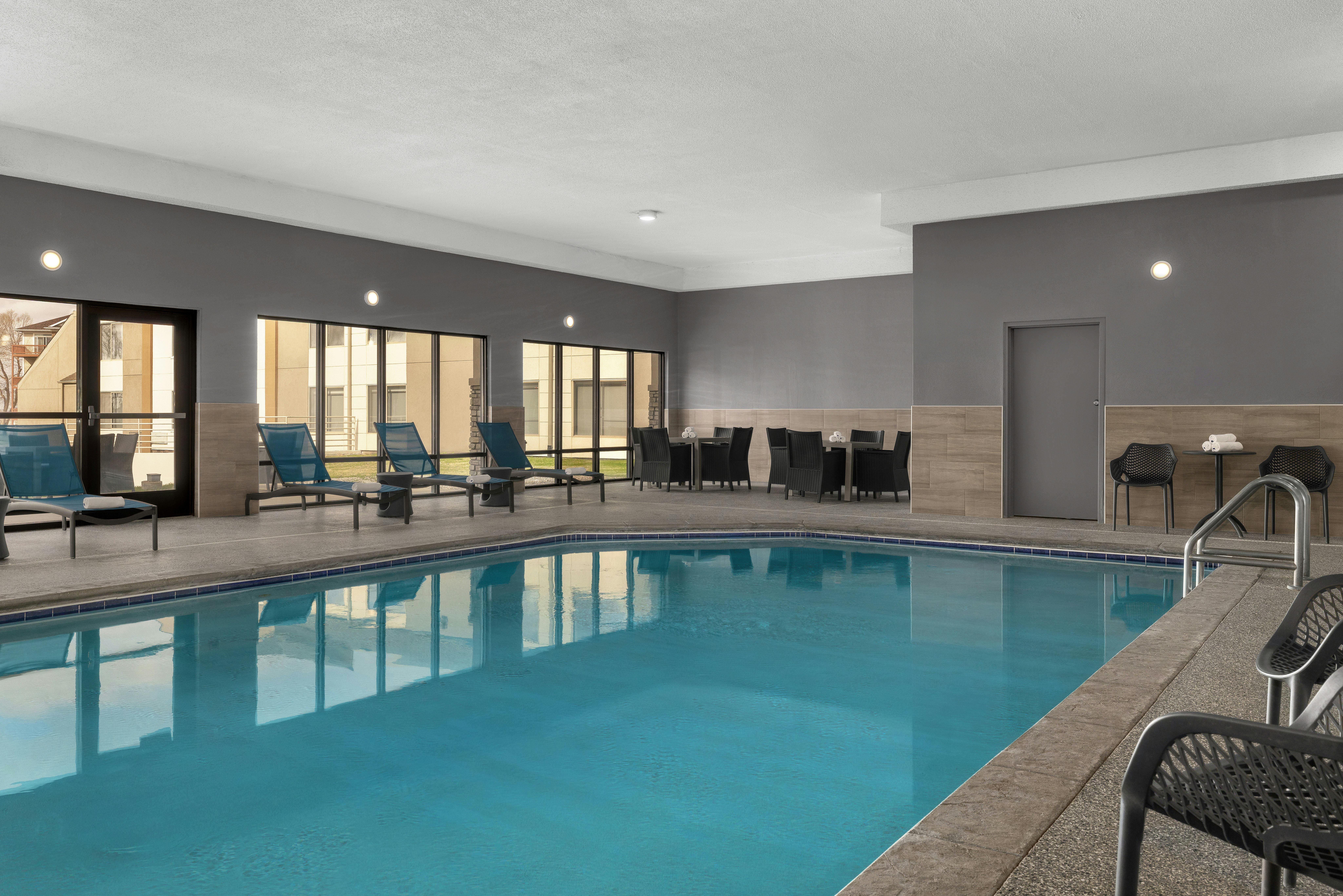 Radisson Hotel and Conference Center Coralville - Iowa City 21/61