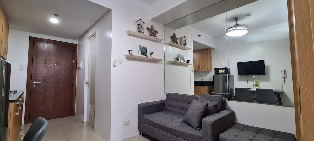 Condodeal At Shell Residences Moa Pasay 23/40