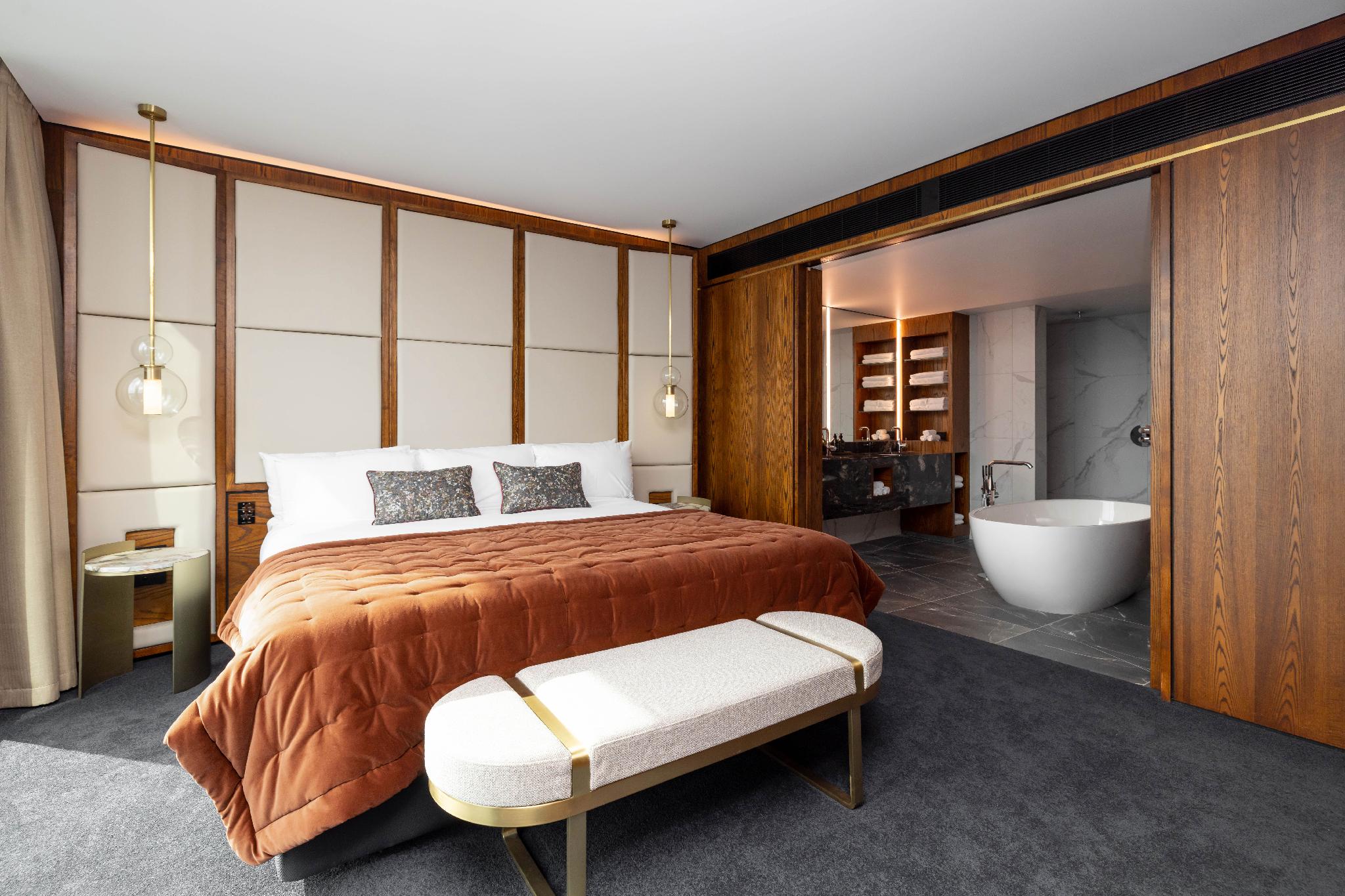 Horizon, Executive, Suite, King Bed