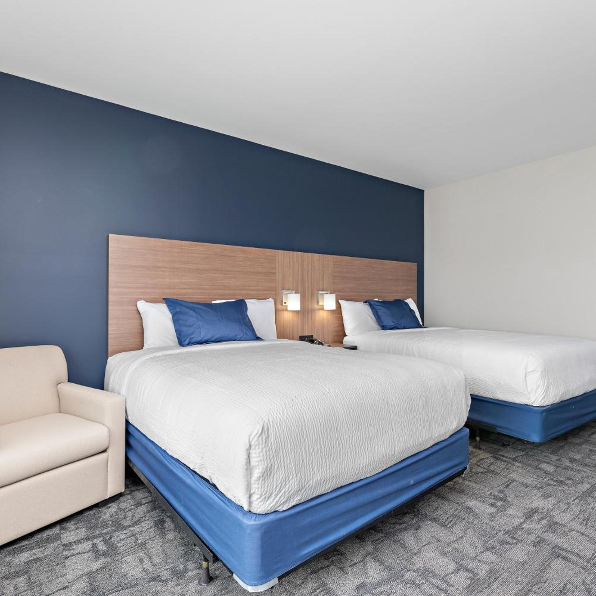 غرفة قياسية بسريرين كوين بإطلالة على المتنزه
