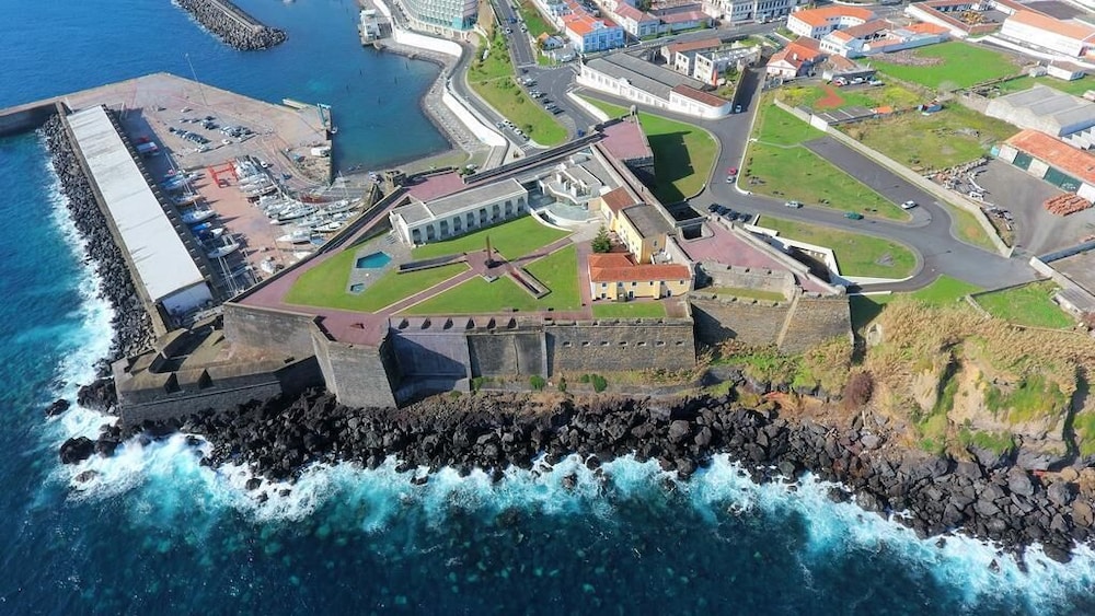 Pousada Forte Angra do Heroismo 43/50