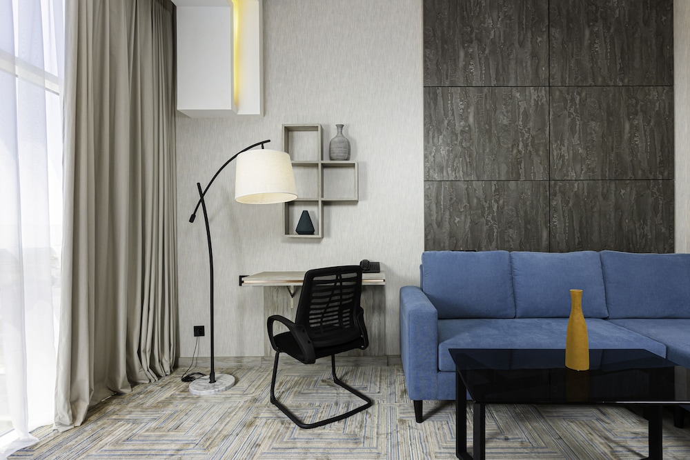 The Seasons Hotels 15/17