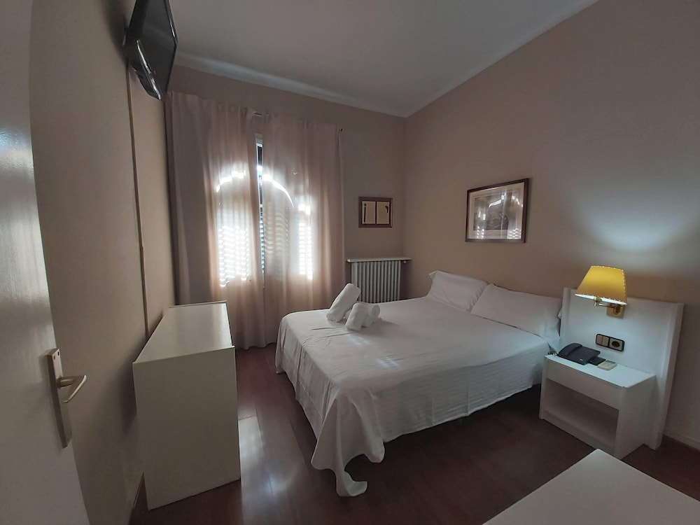 Hotel El Castell 21/48