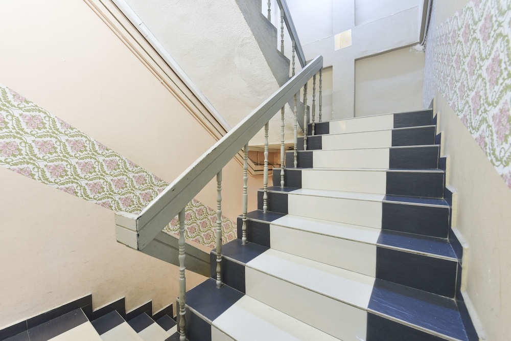 Hotel O Indah 46/50