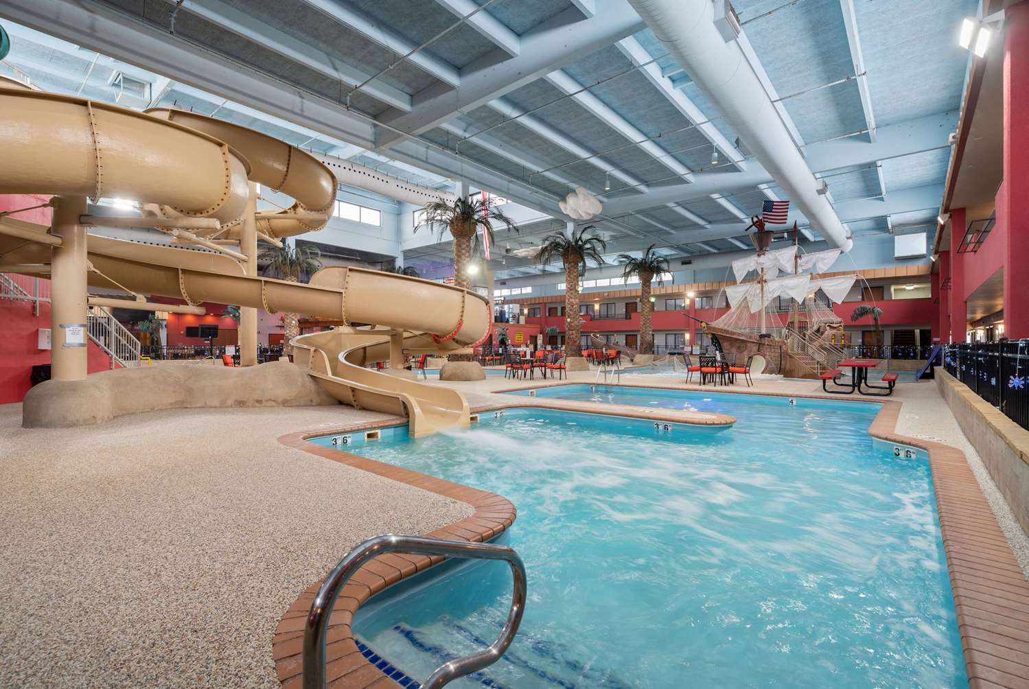 Ramada by Wyndham Sioux Falls Airport-Waterpark & Event Ctr 19/39
