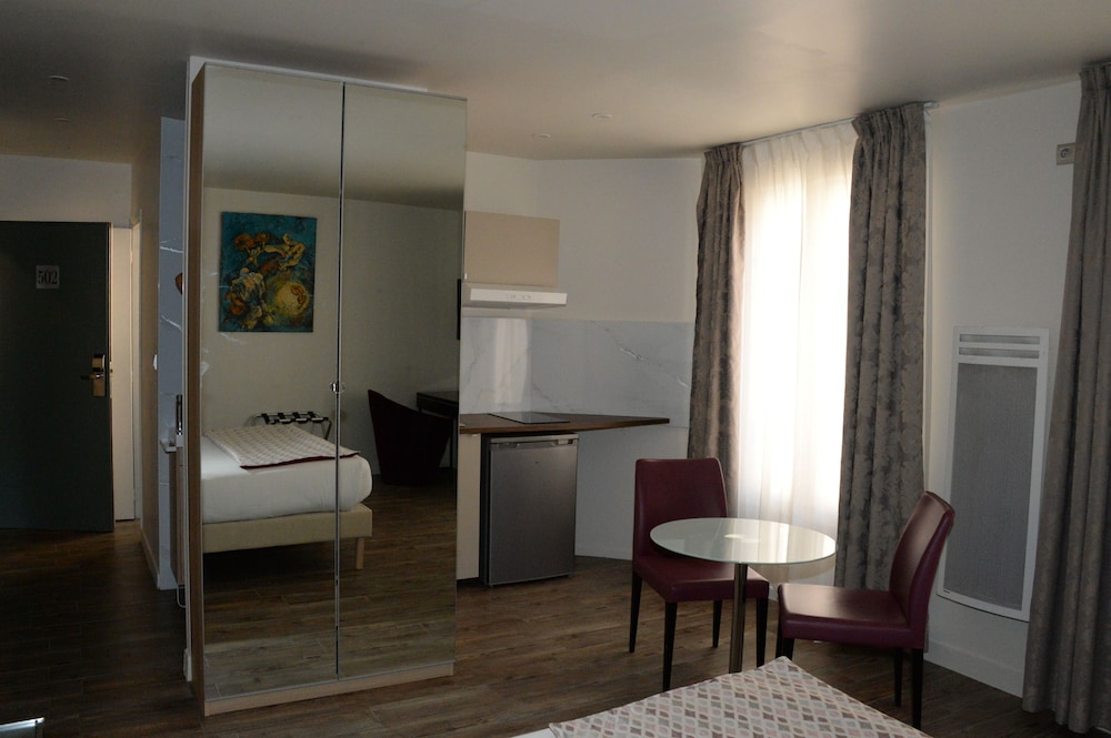 Eurogroup Residence Champ de Mars Paris 33/50