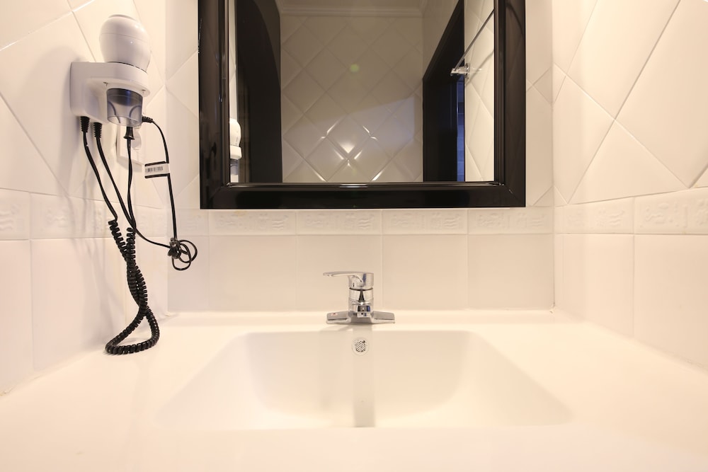 Instar Hotel Yangsan 52/55