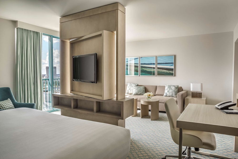 Hyatt Regency Jacksonville Riverfront 20/68