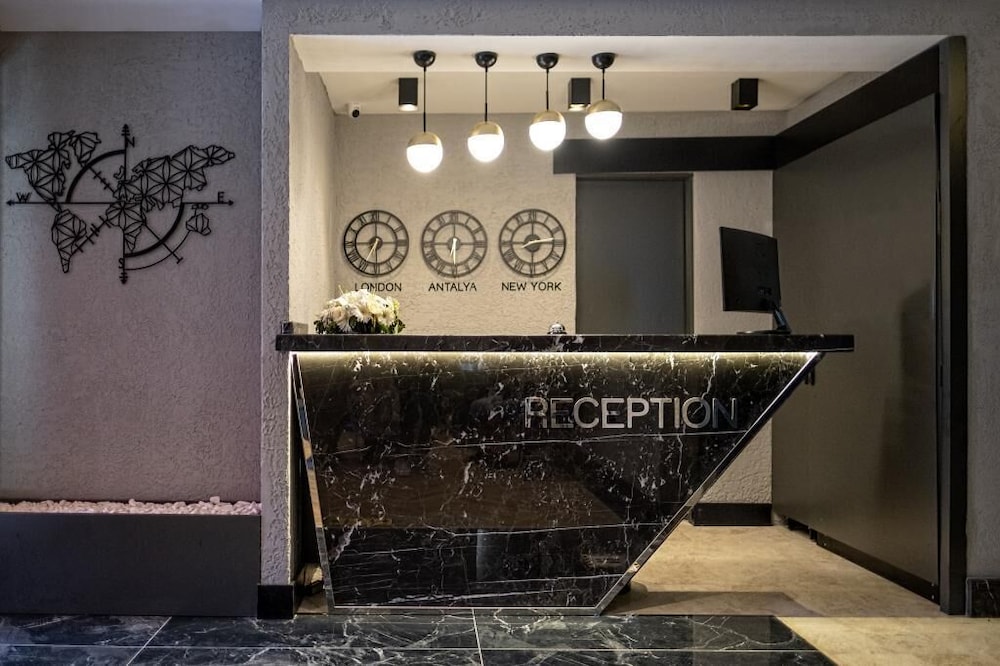 Mielo Lara Hotel 6/47
