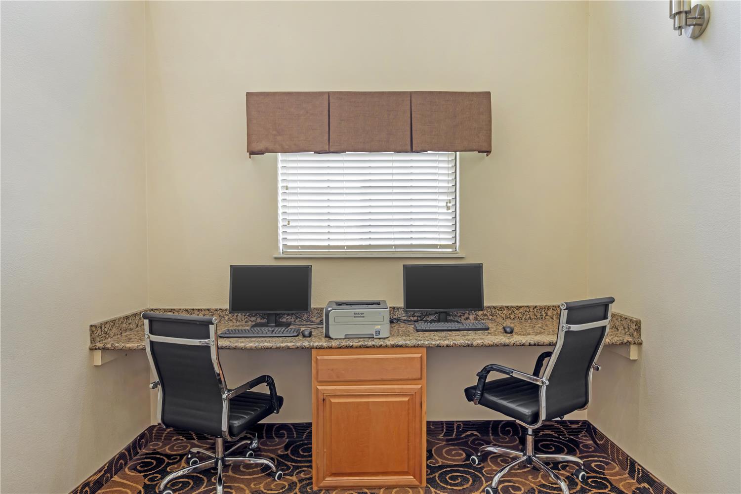 Best Western Northwest Inn 22/26