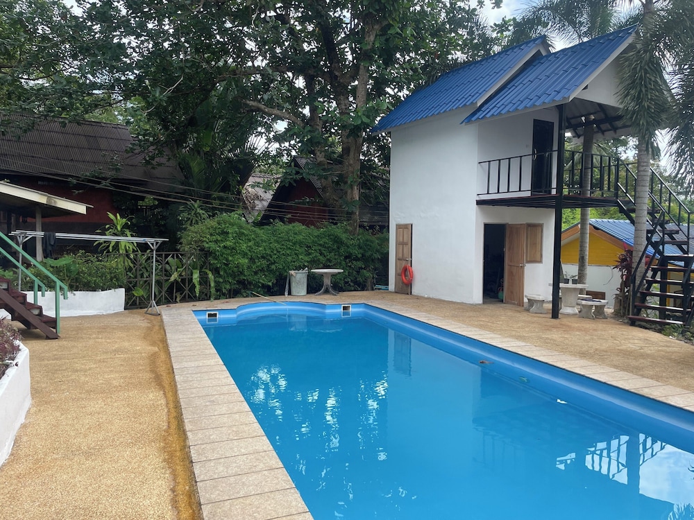 Lonely Beach Resort 44/50