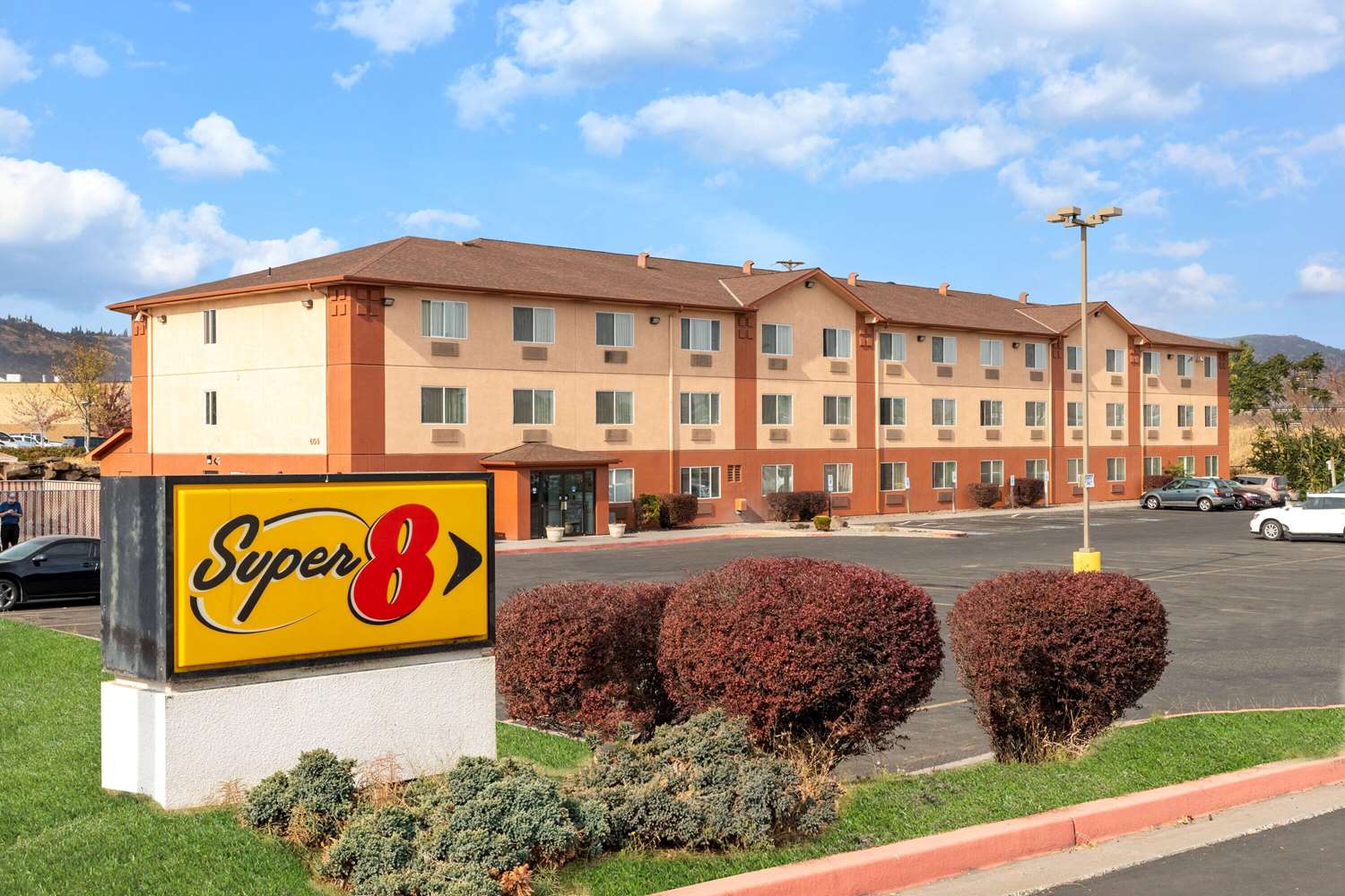 Super 8 By Wyndham The Dalles OR 1/24