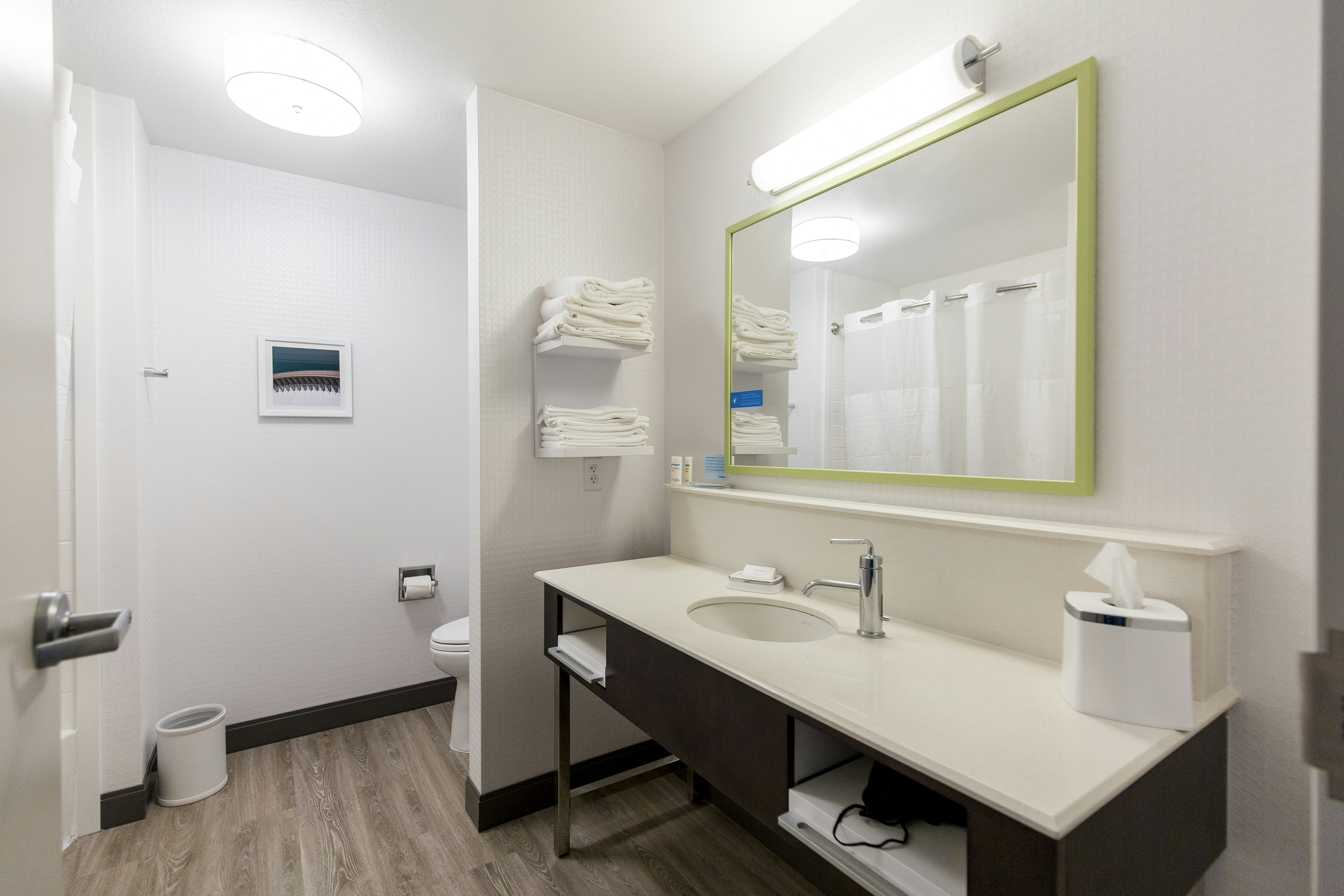 Hampton Inn Bismarck 76/78