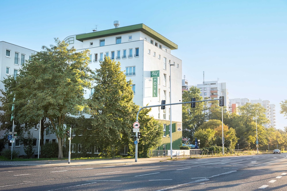 Achat Hotel Darmstadt Griesheim 70/74