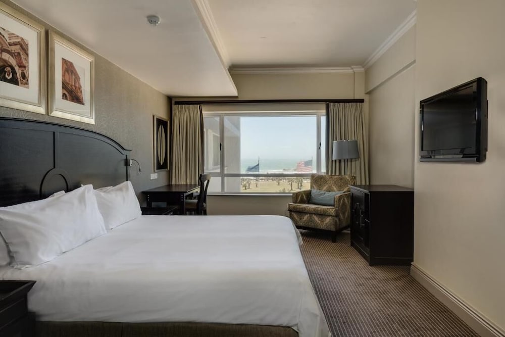 Southern Sun The Marine Hotel 7/50