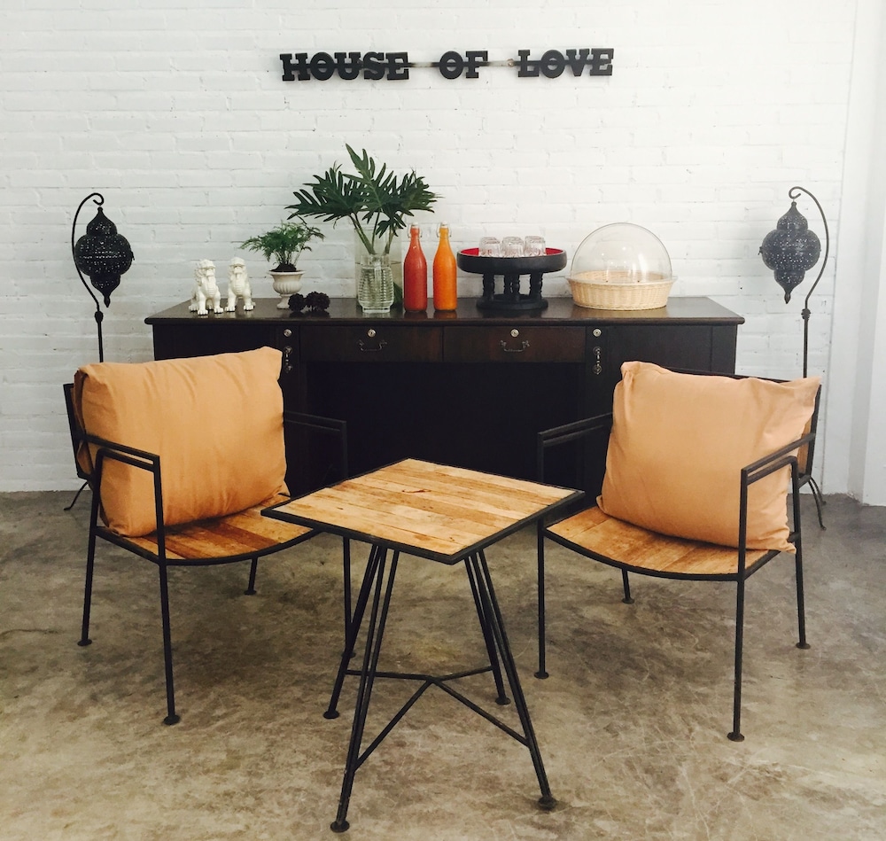 House Of Love At Pai 50/67