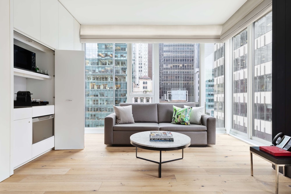 Andaz 5th Avenue 45/67