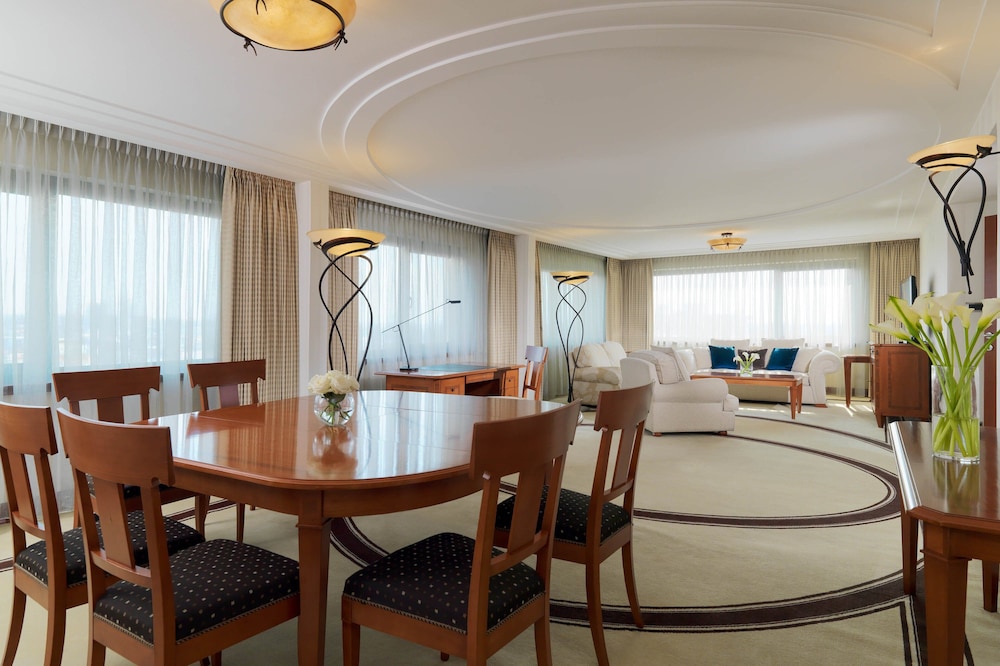 Westin Zagreb Hotel 61/68