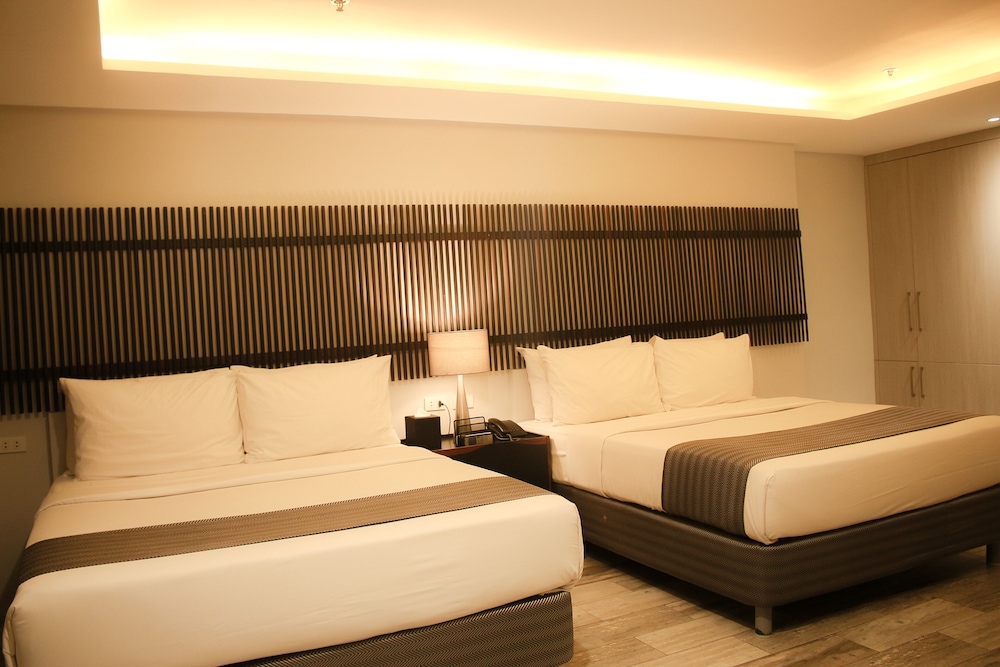 1A Express Hotel 12/40