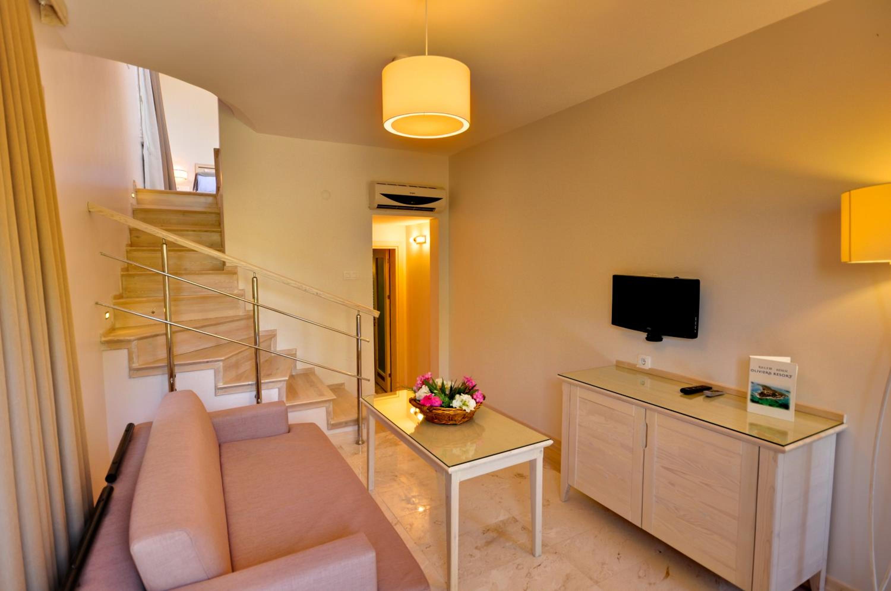 Kalem Adasi & Oliviera Resort Hotel 40/61