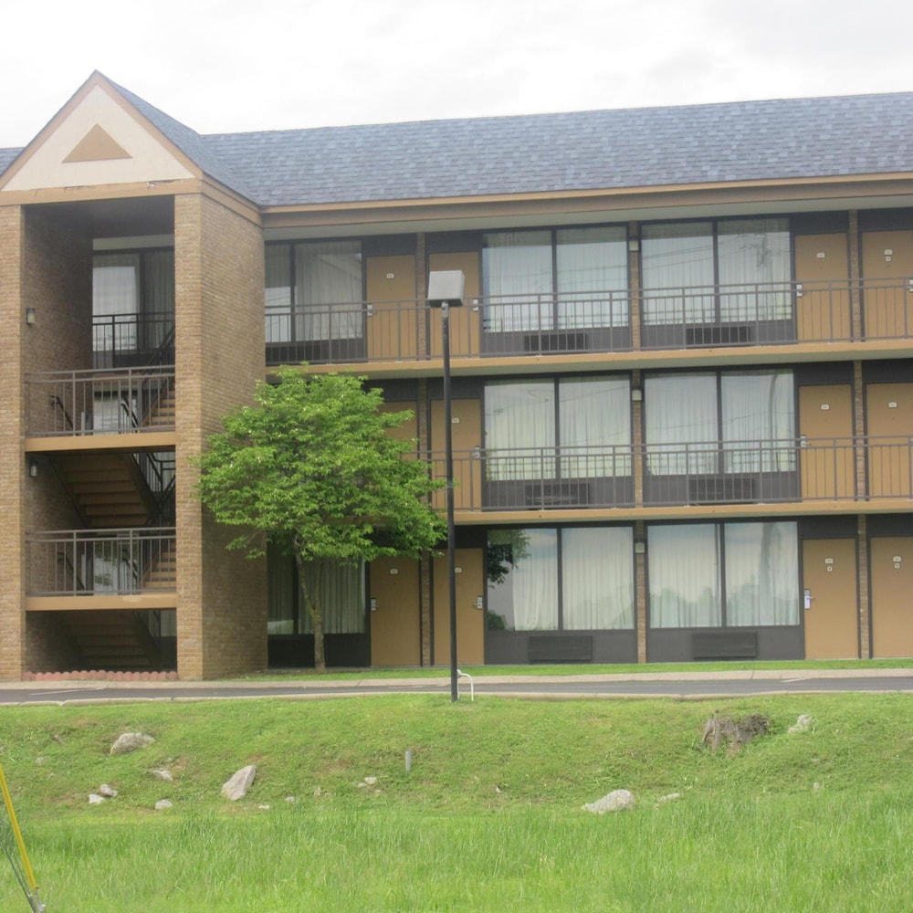 Motel6 Nashville, TN - Airport 10/54