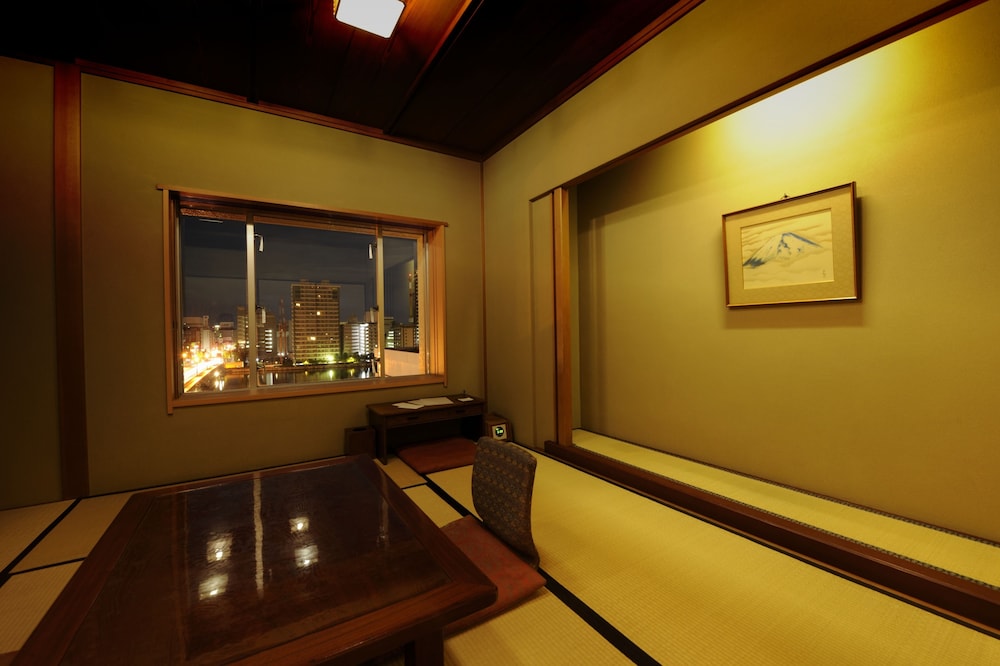 Hotel Okura Niigata 60/82