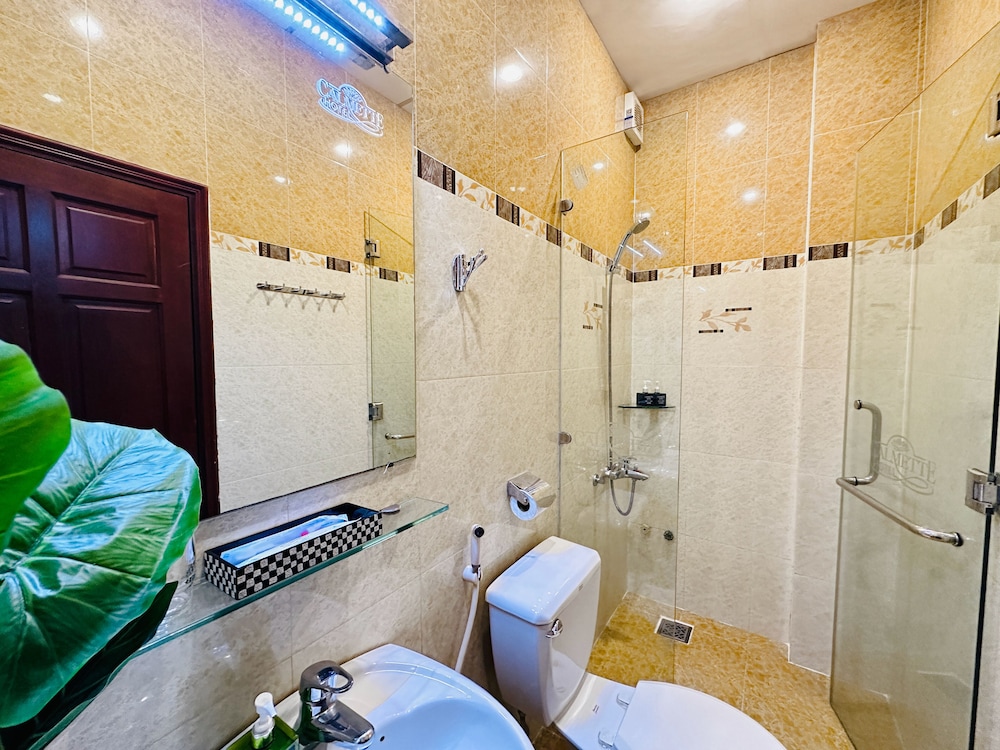 Calmette Hotel 45/50