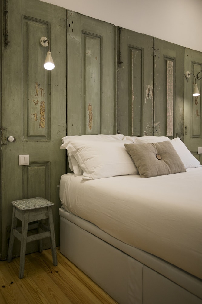262 BOUTIQUE HOTEL 26/74