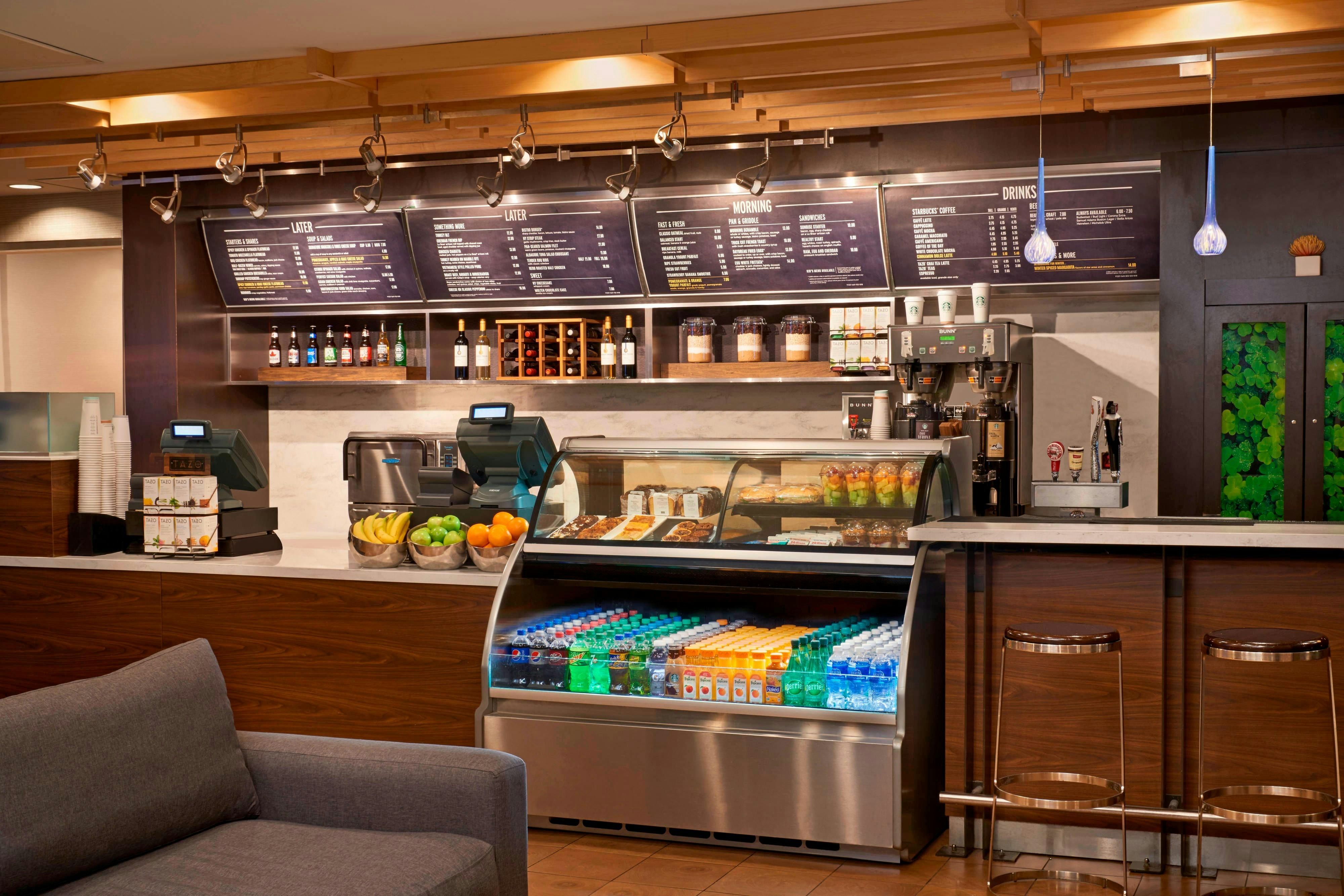 Courtyard By Marriott Downtown Toronto 16/25