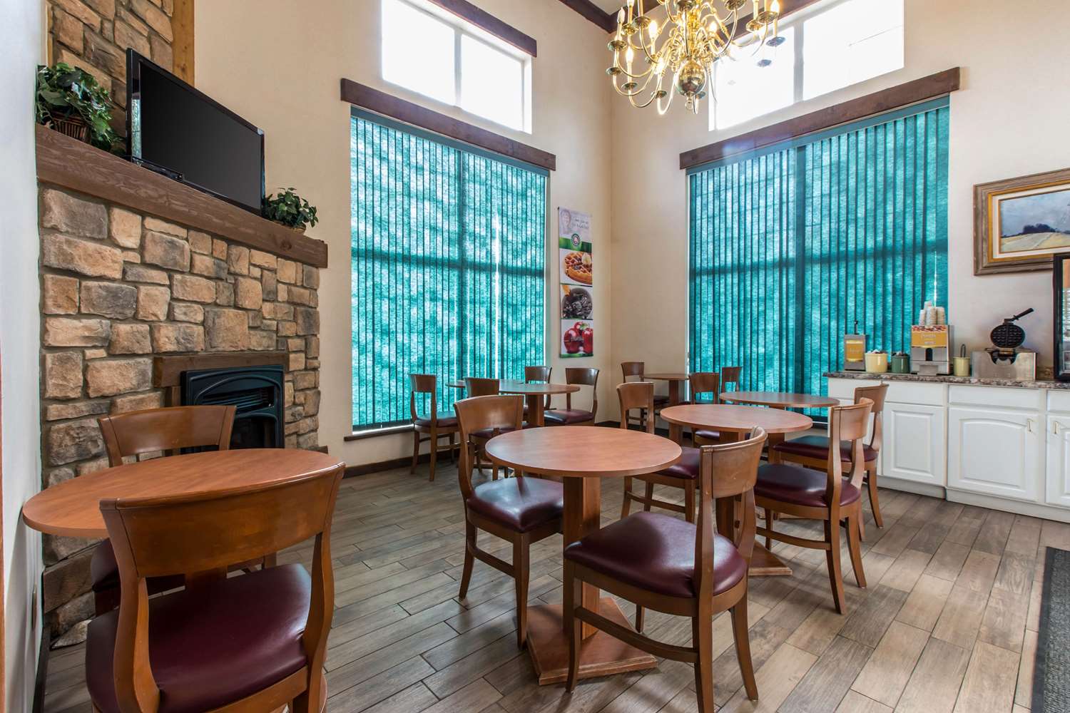 Quality Inn & Suites Silverthorne - Copper Mountain 15/21