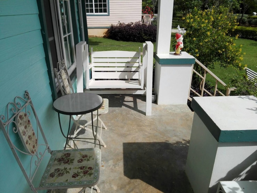 Cottages At Hill Resort 45/50