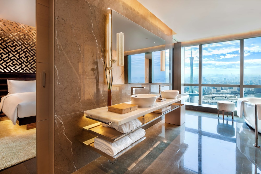 PARK HYATT GUANGZHOU 34/71