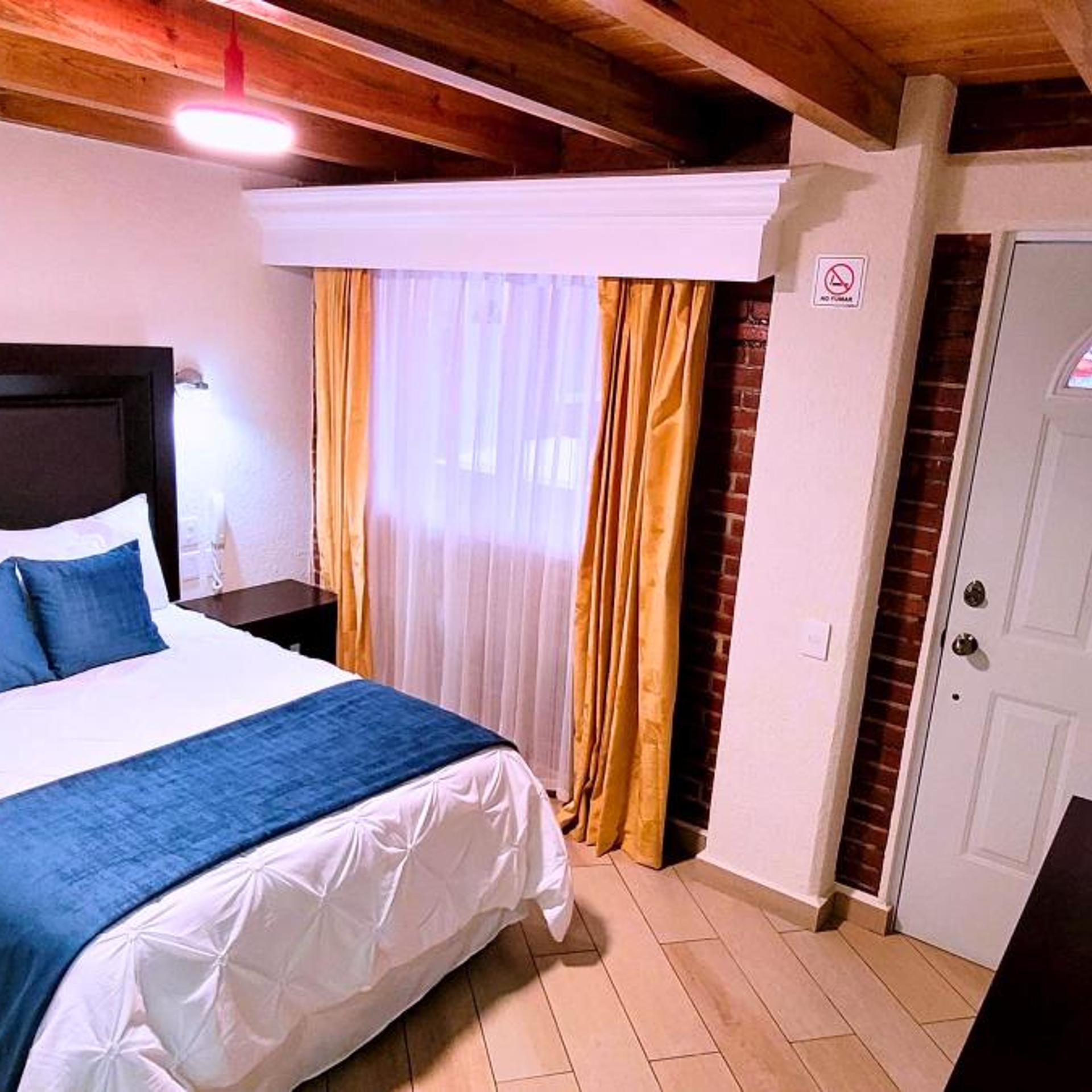 Hotel Tierras Blancas 16/48